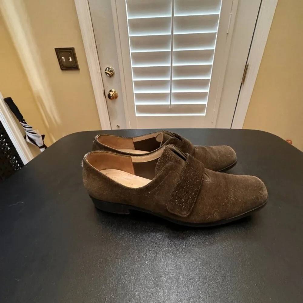 Salvatore Ferragamo size 5 green suede flats square toe